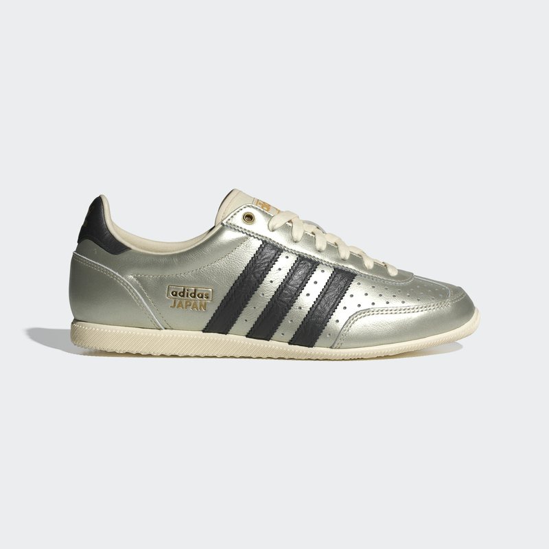 adidas WMNS Japan