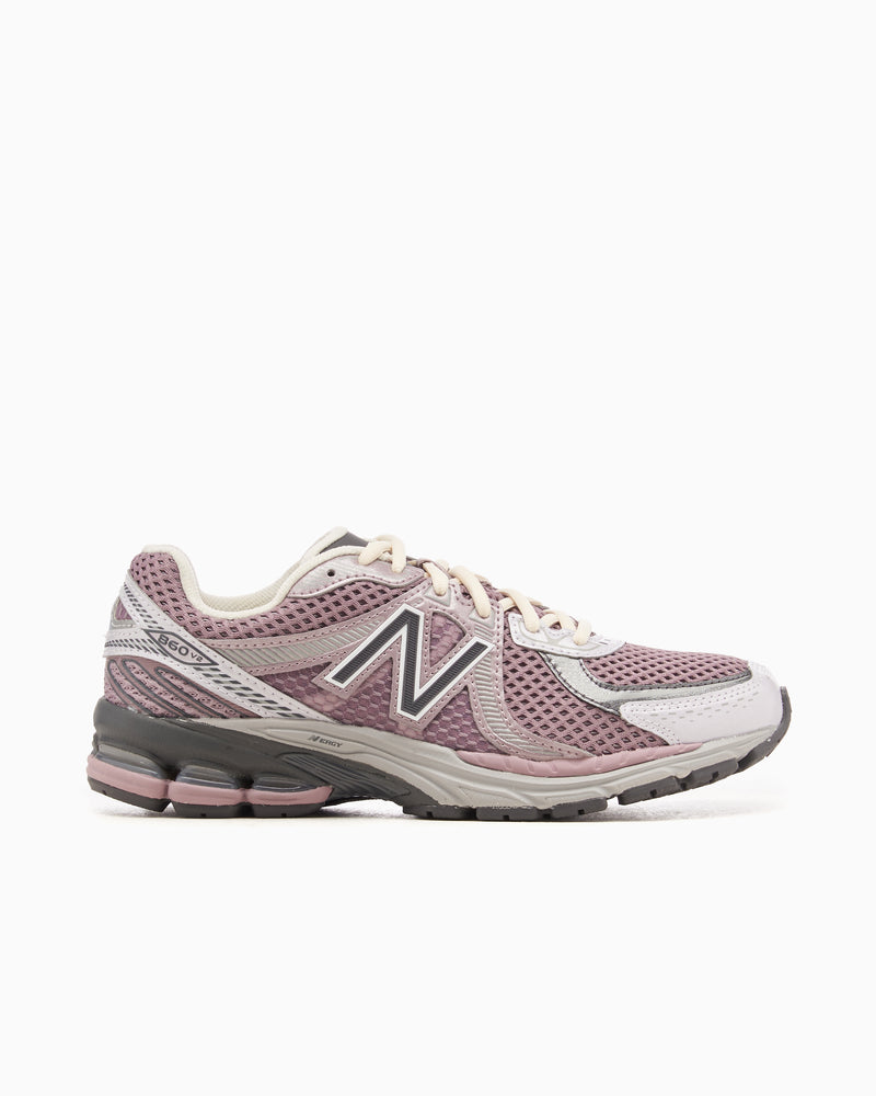 New Balance 860v2