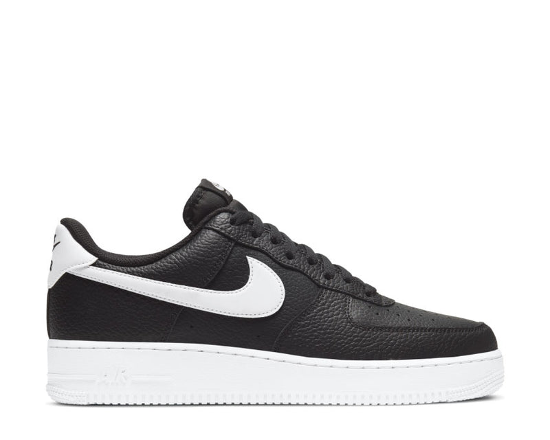 Nike Air Force 1 '07 "Black"
